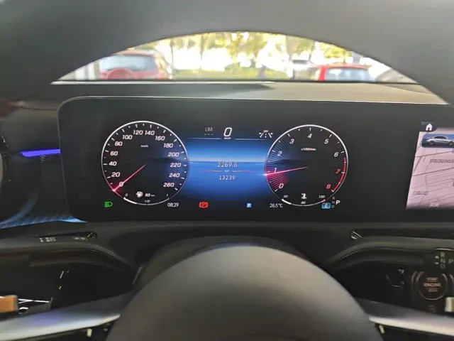 Mercedes-Benz A-Class — Фото автомобиля 11