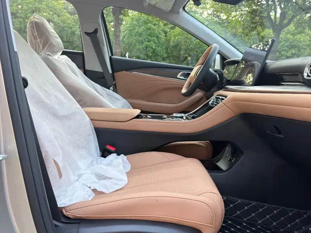 Geely Galaxy Stellar 6 — Фото автомобиля 13