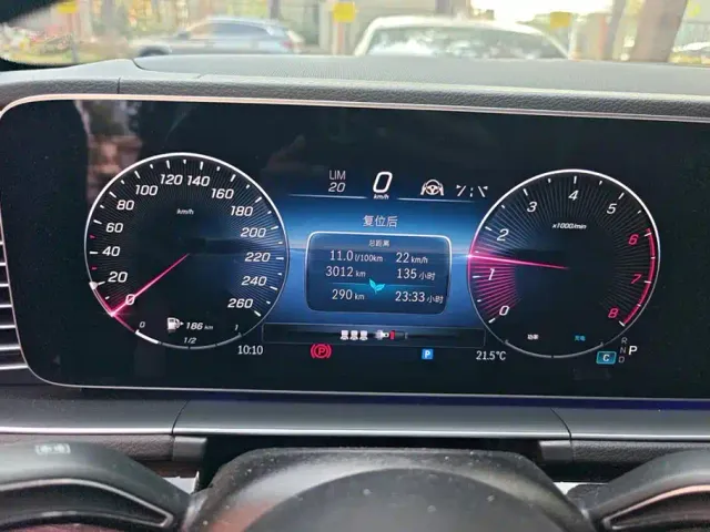 Mercedes-Benz GLE-Class — Фото автомобиля 14