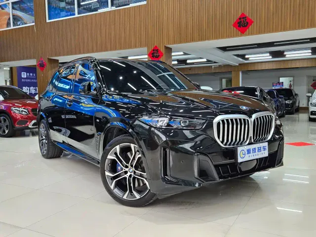 BMW X5 — Фото автомобиля 2