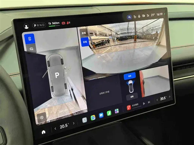 Xiaomi SU7 — Фото автомобиля 17