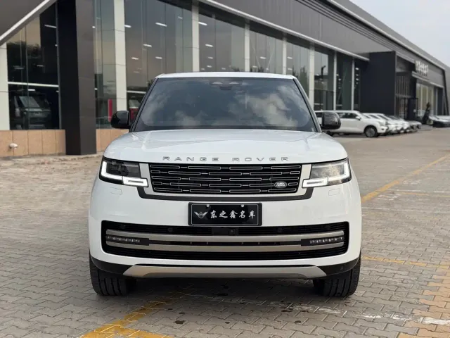 Land Rover Range Rover — Фото автомобиля 3