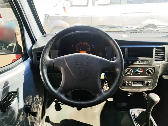 Wuling Zhiguang — Фото автомобиля 10