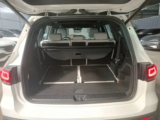 Mercedes-Benz EQB — Фото автомобиля 18
