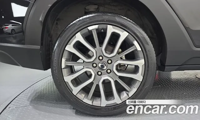 KGM Torres — Фото автомобиля 5