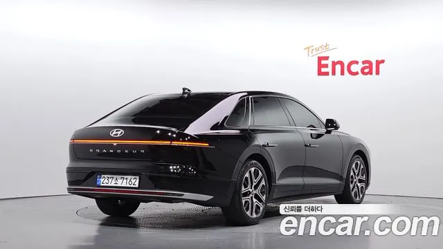 Hyundai Grandeur GN7 — Фото автомобиля 2