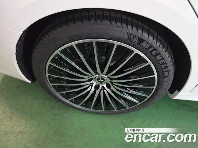 Mercedes-Benz E-Class W214 — Фото автомобиля 15