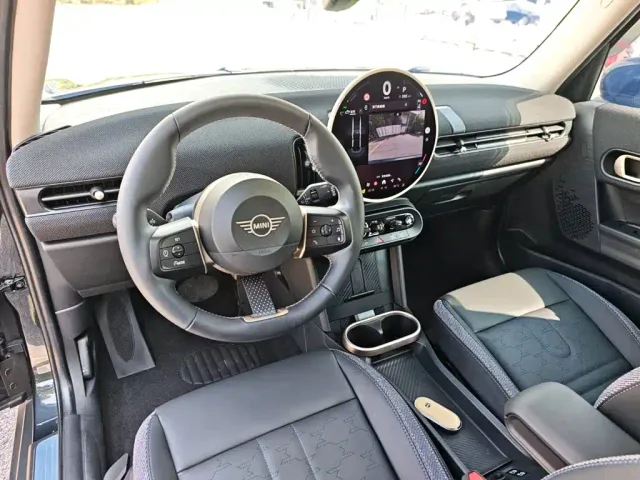 MINI Hatch — Фото автомобиля 12