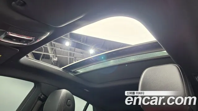 Mercedes-Benz GLE-Class — Фото автомобиля 24