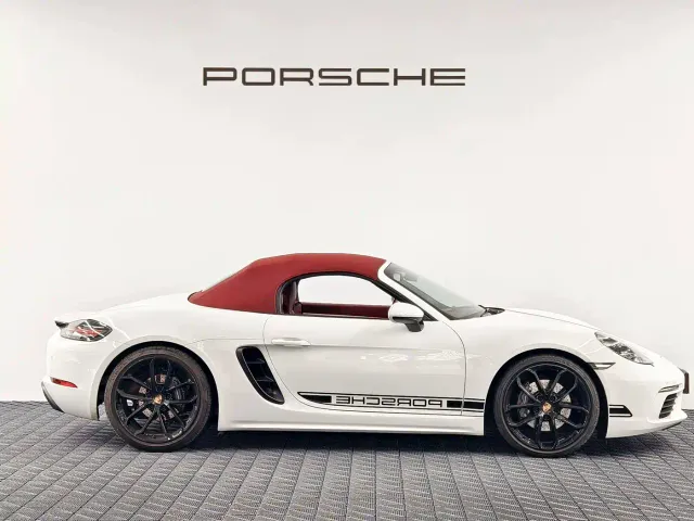 Porsche 718 — Фото автомобиля 4