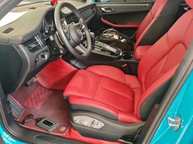Porsche Macan — Фото автомобиля 14
