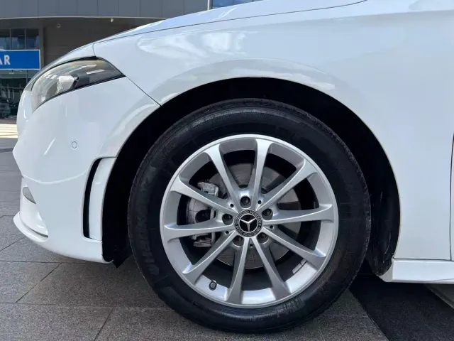 Mercedes-Benz A-Class — Фото автомобиля 5