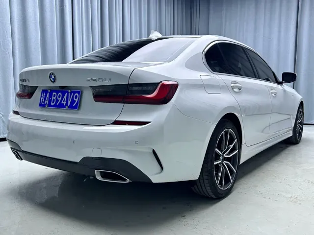 BMW 3 Series — Фото автомобиля 19