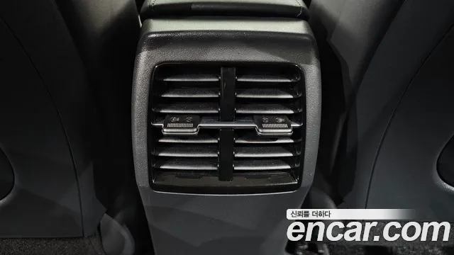 Kia Niro The All New — Фото автомобиля 30