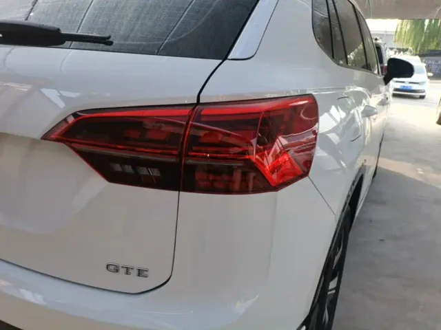 Volkswagen Tayron GTE Plug-in Hybrid — Фото автомобиля 7