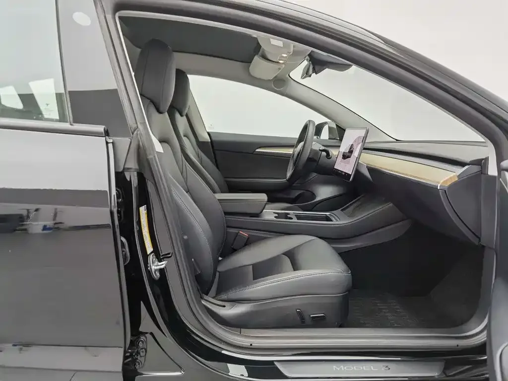 Tesla Model 3 2022 Model Rear-Wheel Drive Version — Фото автомобиля 23