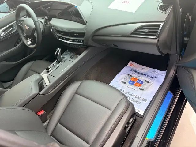Cadillac CT5 — Фото автомобиля 12