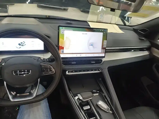 Geely Xingrui — Фото автомобиля 9