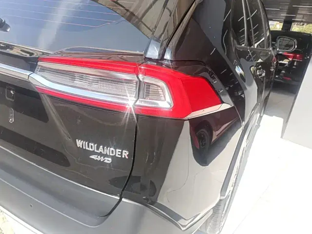 Toyota Wildlander — Фото автомобиля 7