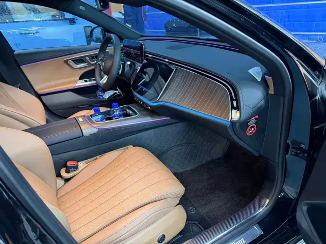 Mercedes-Benz E-Class — Фото автомобиля 7