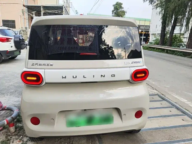 Wuling Hongguang Mini EV — Фото автомобиля 5