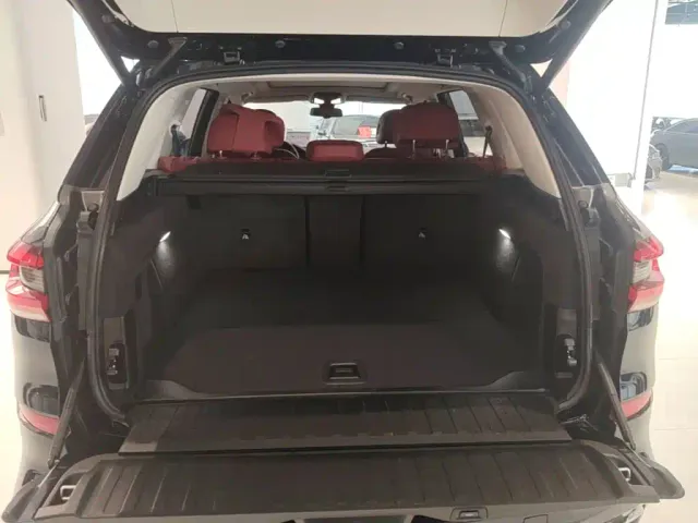 BMW BMW X5 2022 Facelift xDrive 30Li Premium M Sport Package — Фото автомобиля 18