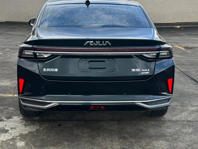 Dongfeng Yixuan MAX — Фото автомобиля 8