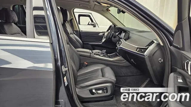 BMW X7 G07 — Фото автомобиля 11