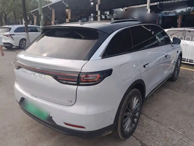 Leapmotor C11 — Фото автомобиля 6