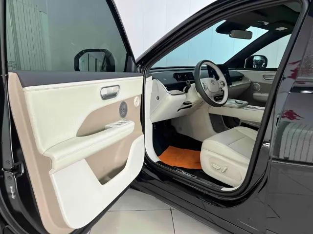 Toyota BoZhi 3X — Фото автомобиля 7