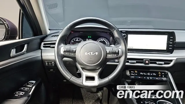 Kia K5 Generation 3 — Фото автомобиля 13