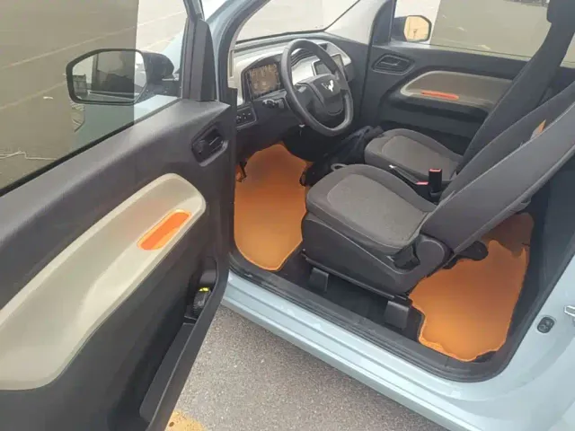 Wuling Hongguang Mini EV — Фото автомобиля 15