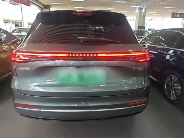 Geely Galaxy Galaxy Starship 7 EM-i 2025 Model 120km Explorer+ Edition — Фото автомобиля 3