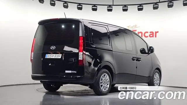 Hyundai Staria — Фото автомобиля 2