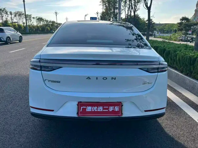 GAC Aion S Plus — Фото автомобиля 7