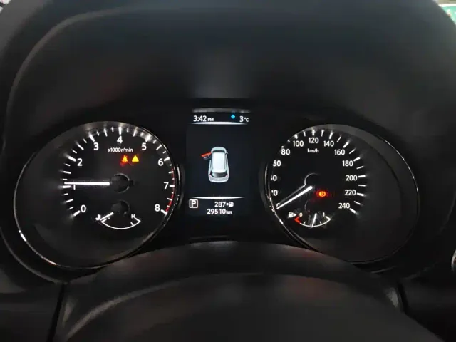Nissan X-Trail — Фото автомобиля 7