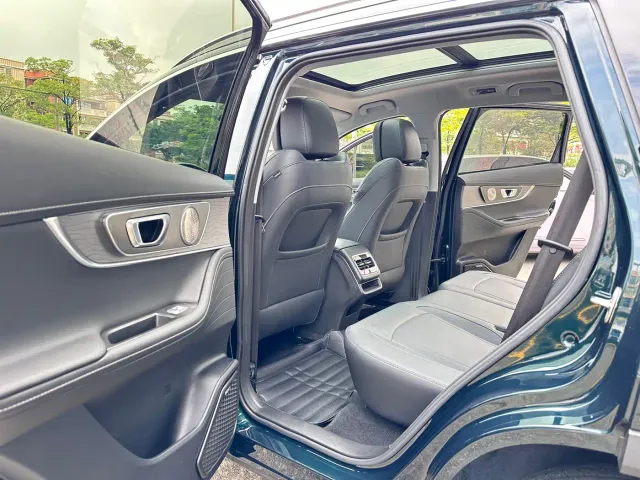 Chery Tiggo 8 PRO EV — Фото автомобиля 10