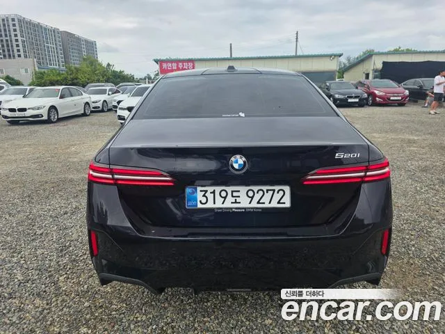 BMW 5 Series G60 — Фото автомобиля 2