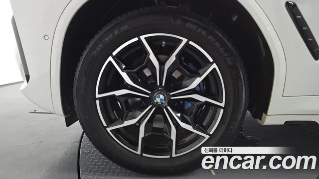 BMW X4 xDrive20i M Sport — Фото автомобиля 5