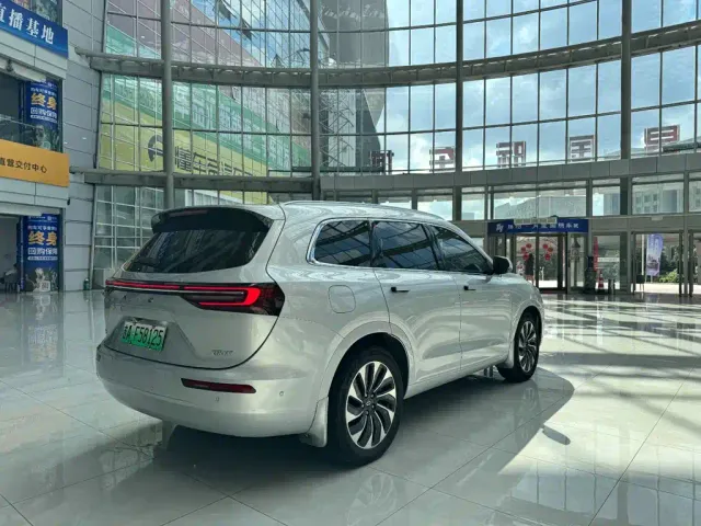 Aito M7 — Фото автомобиля 5
