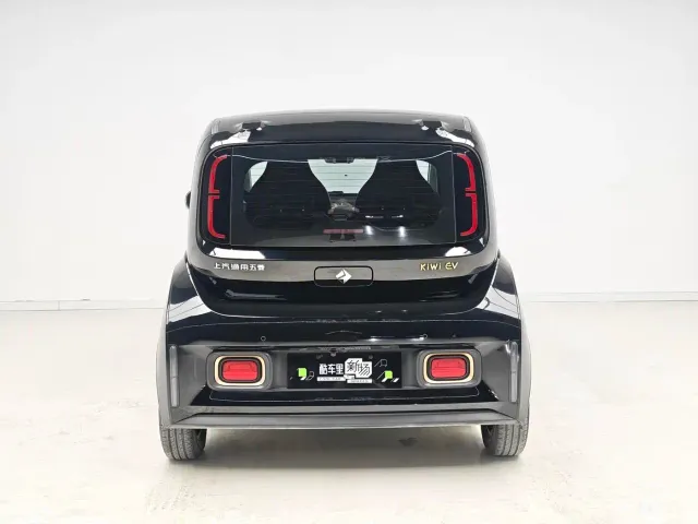 Baojun KiWi EV — Фото автомобиля 5