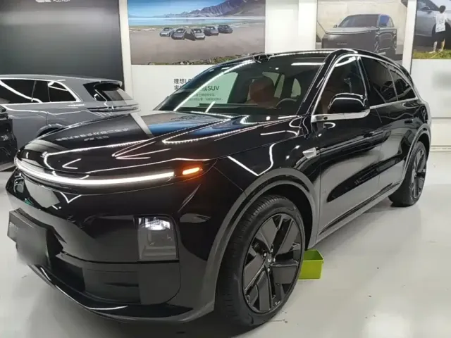 Фотография автомобиля — Li Auto L6