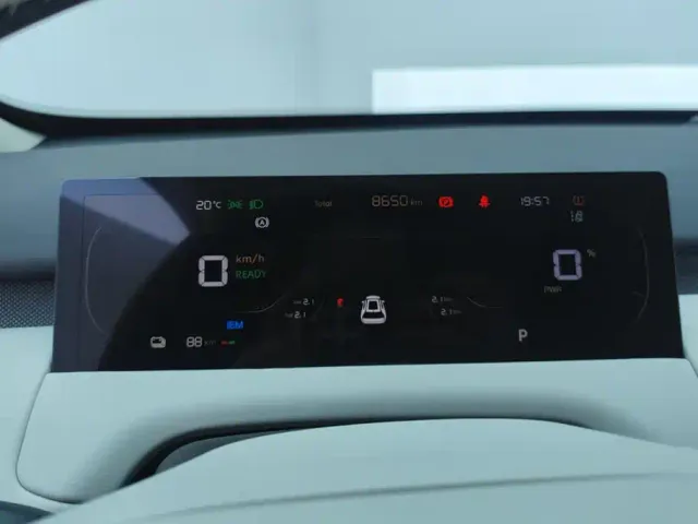 Changan Qiyuan Q05 — Фото автомобиля 14
