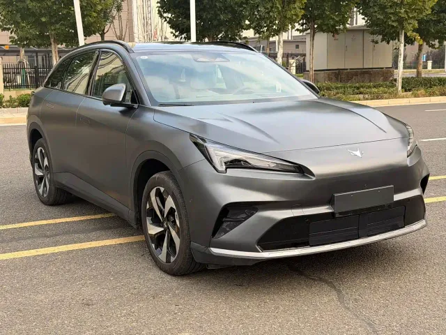 Arcfox Alpha T5 — Фото автомобиля 2
