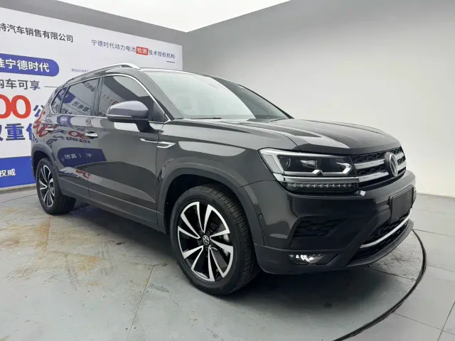 Volkswagen Tharu — Фото автомобиля 3