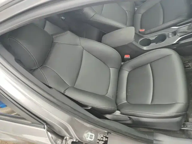 Toyota Corolla Cross — Фото автомобиля 24