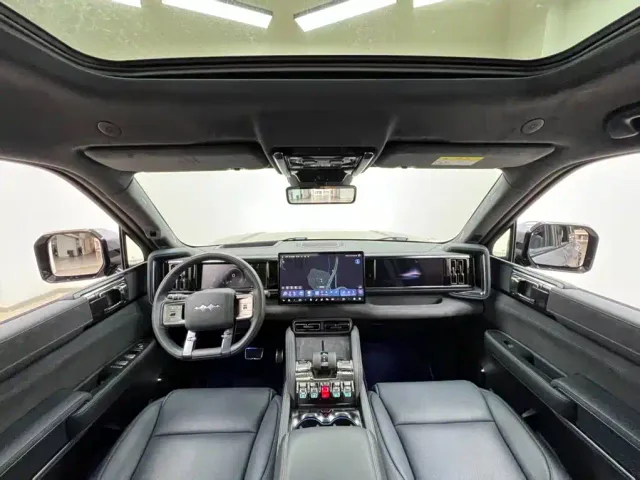 BYD FangChengBao Leopard 5 — Фото автомобиля 6
