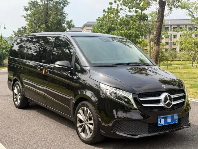 Mercedes-Benz V-Class — Фото автомобиля 3