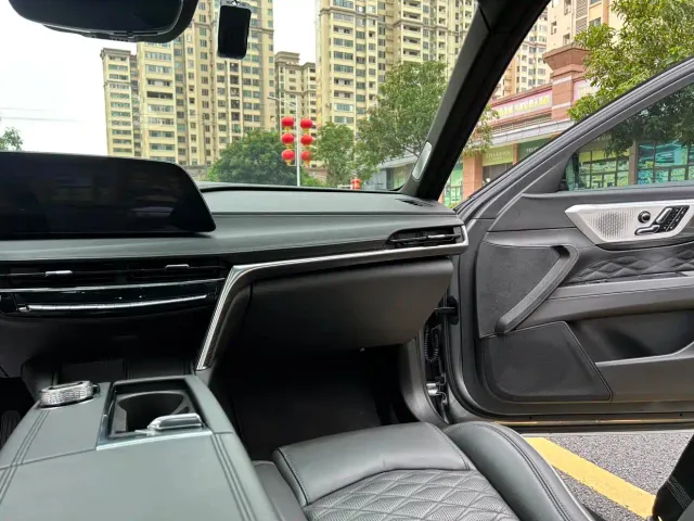 Cadillac CT6 — Фото автомобиля 14