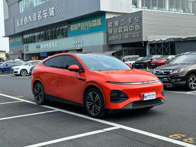 Xpeng G6 — Фото автомобиля 3